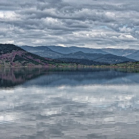 Lac Salagou