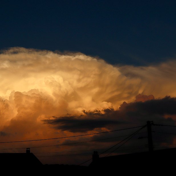 Nuages sur le Village