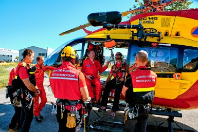 Formation de pompiers venant des départements 74 et 28.